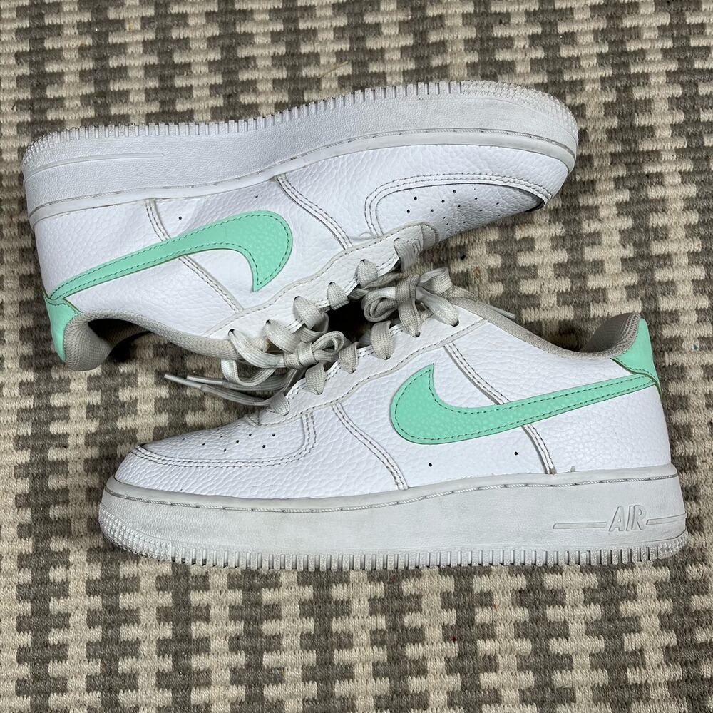 NIKE Air Force 1 GS White/Mint Foam Youth Size 6Y Wmns 7.5 CT3839-105 Preowned